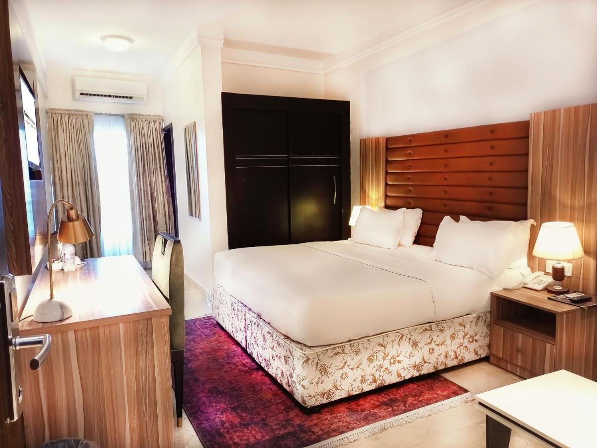 Swiss International Beland Hotel Owerri Esterno foto