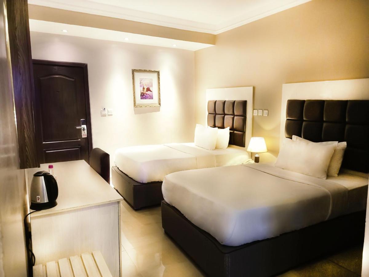 Swiss International Beland Hotel Owerri Esterno foto