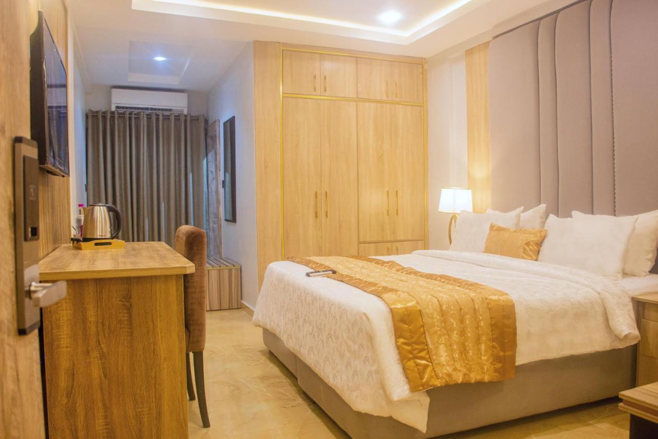 Swiss International Beland Hotel Owerri Esterno foto